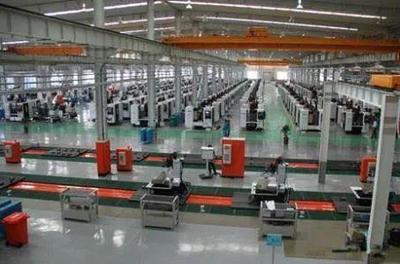 機器不開、鈔票不來、躺著虧錢,那些被迫轉型的外貿人